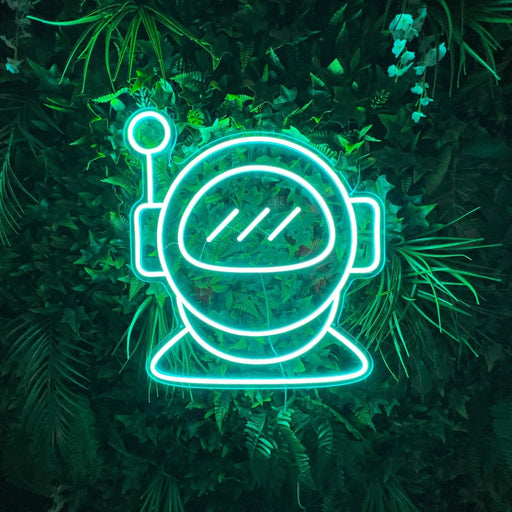 Astronaut Helmet Neon Sign - Neon Filter