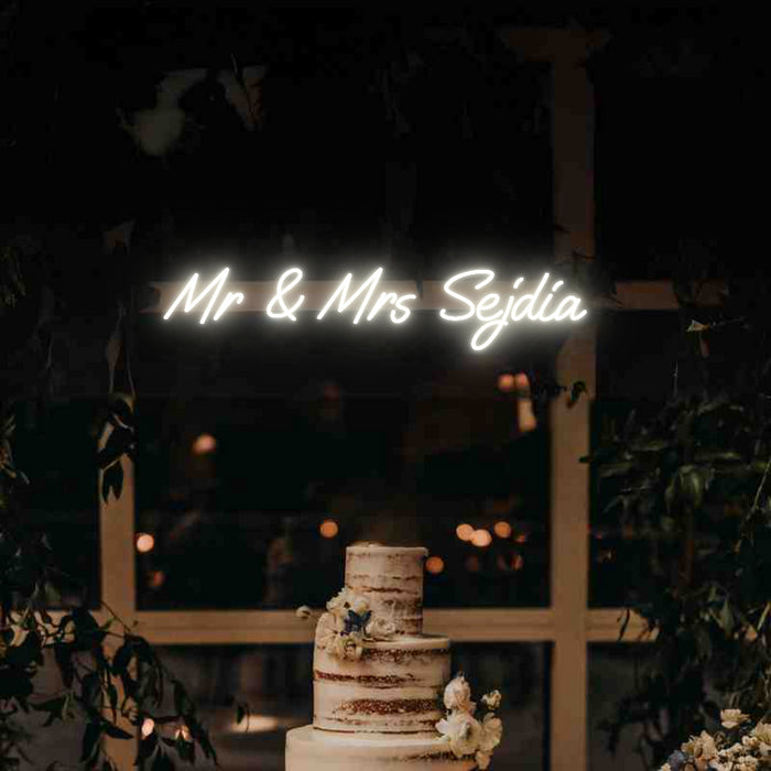 Custom Wedding Neon: Mr & Mrs Sejdia