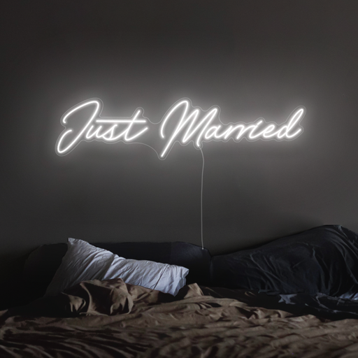 Just Married Neon Sign in snow white