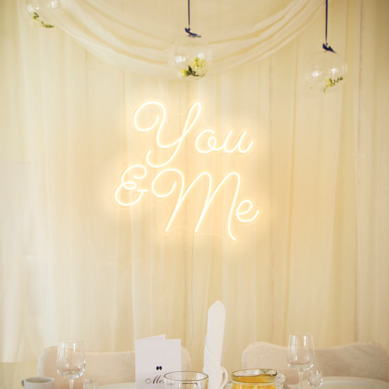 You and Me Neon Light in cosy warm white
